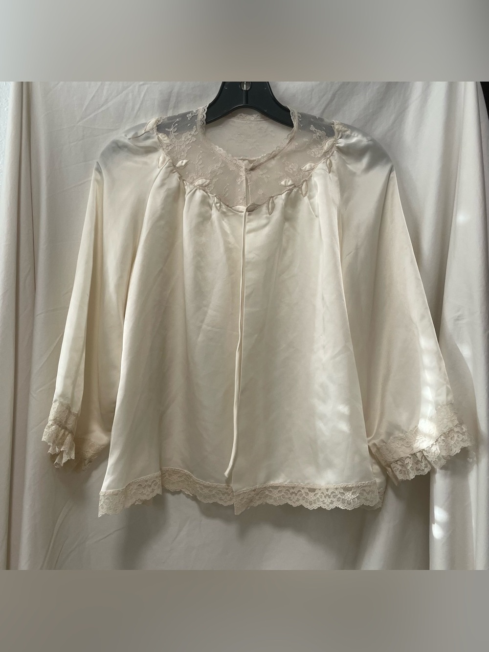 Vintage Lace-Trim Ivory Satin Women's Blouse